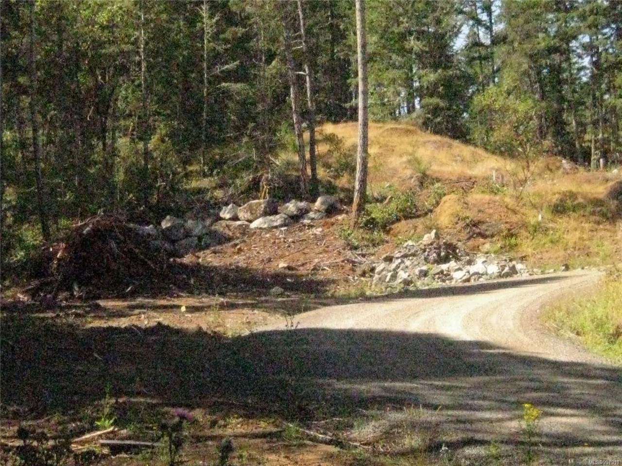6405 East Sooke Rd - Photo 1