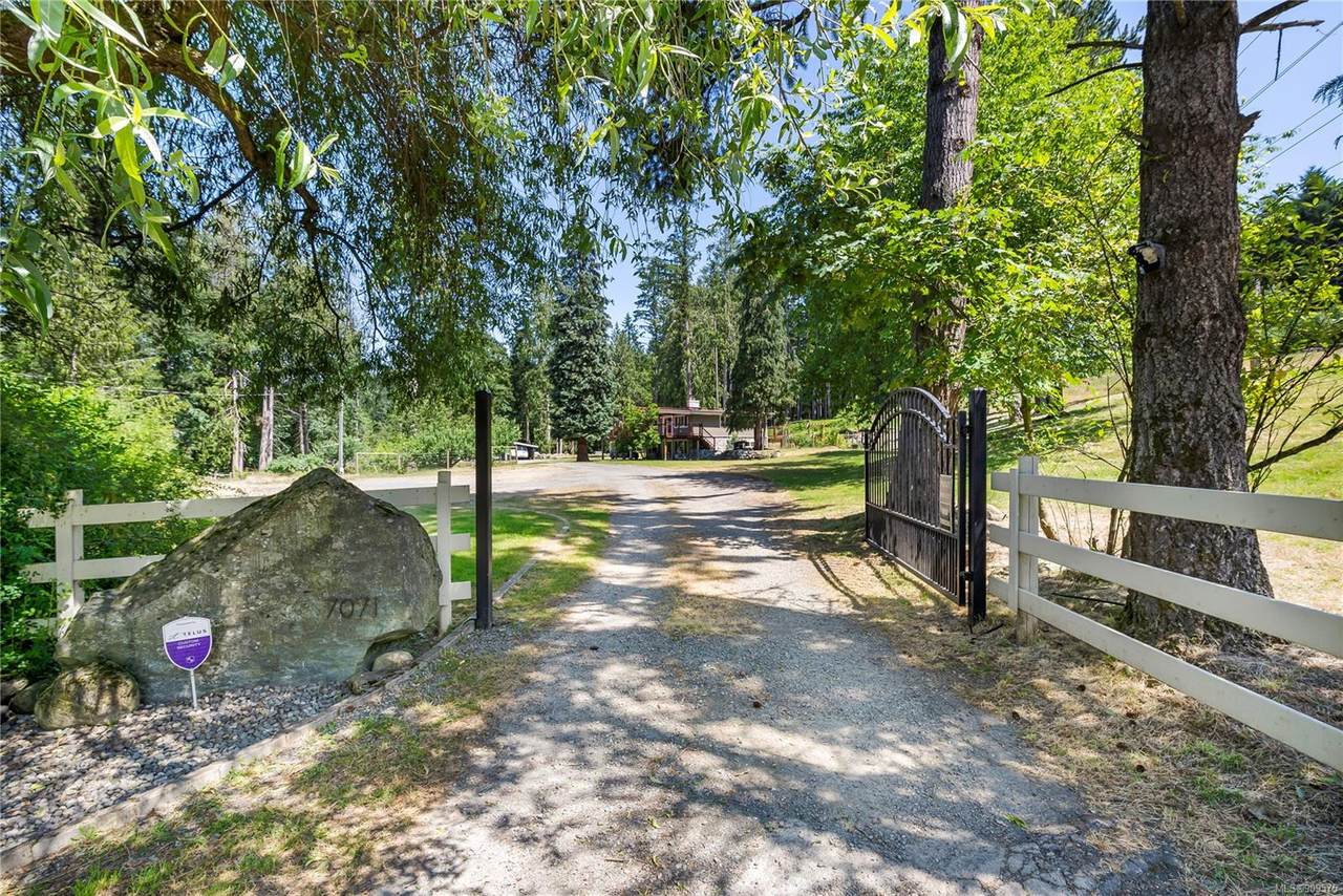 7071 Rice Rd - Photo 1