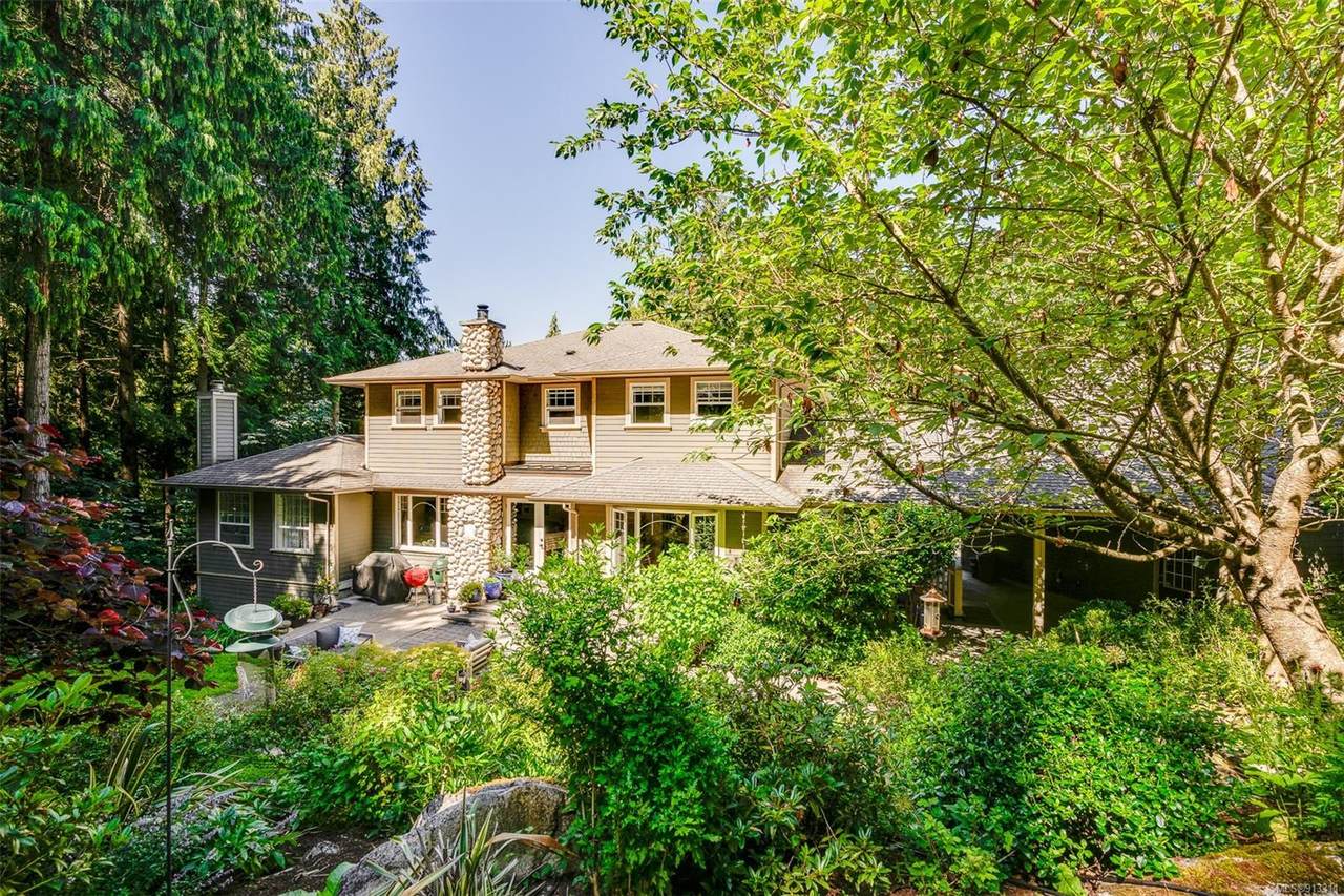 1177 Garden Gate Dr - Photo 1