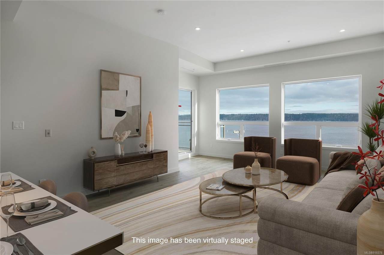 536 Island Hwy - Photo 1