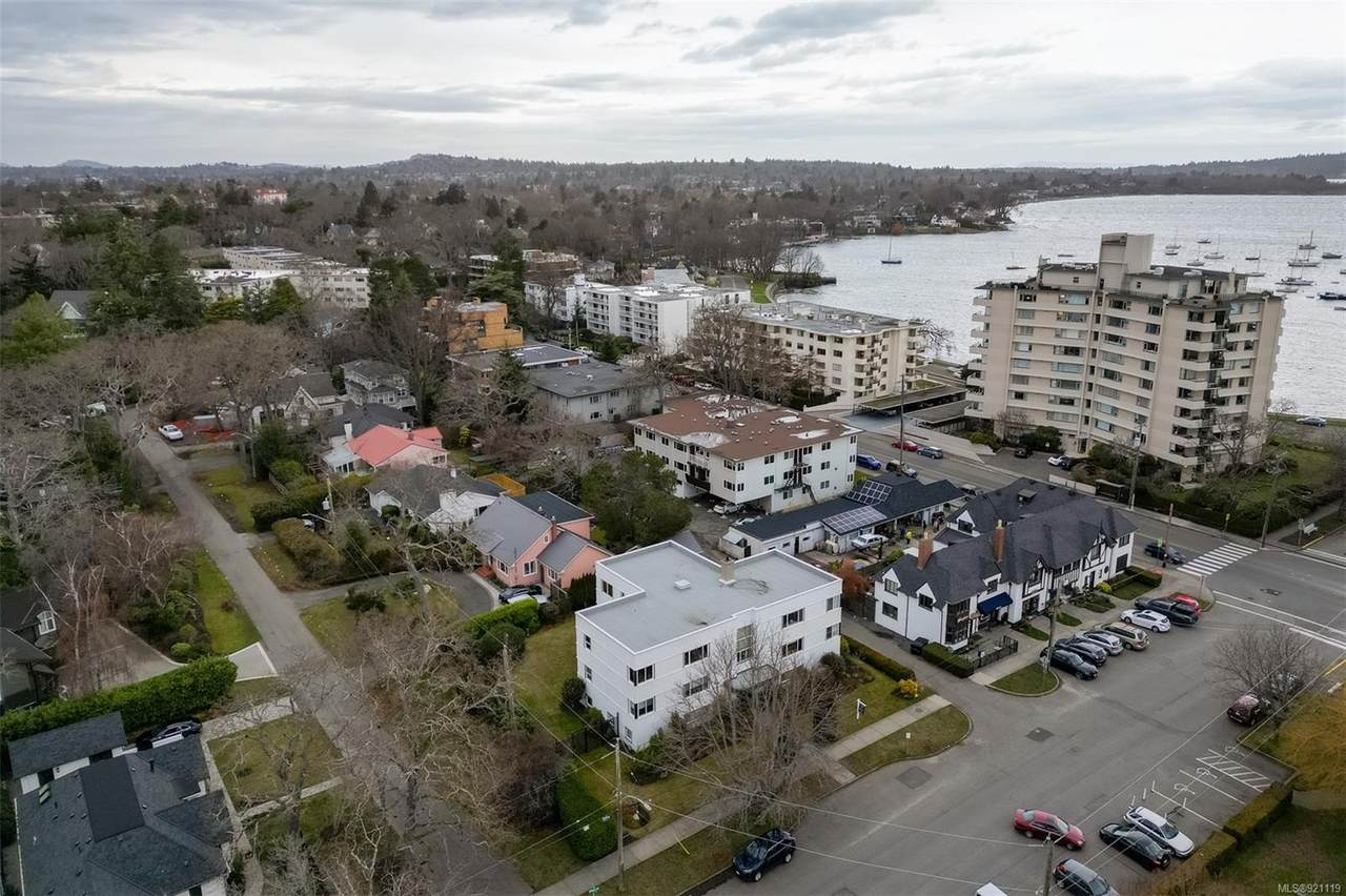 2530 Windsor Rd - Photo 1