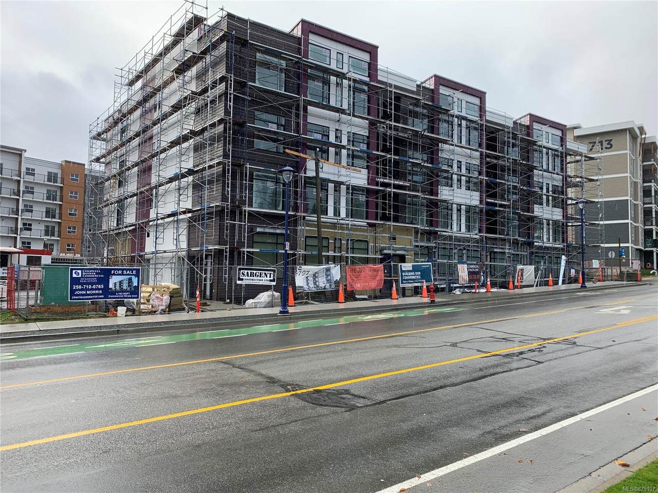 707 Treanor Ave - Photo 1