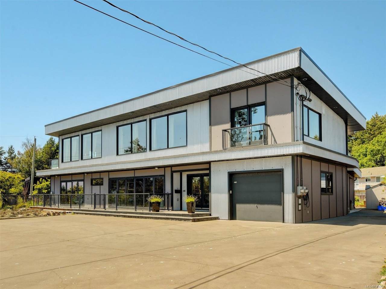 9324 Lochside Dr - Photo 1