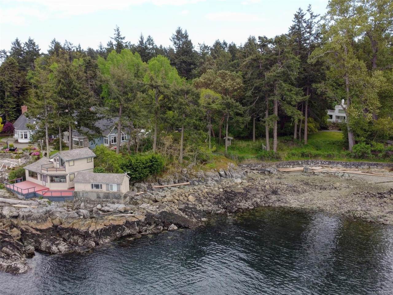 2620 Queenswood Dr - Photo 1