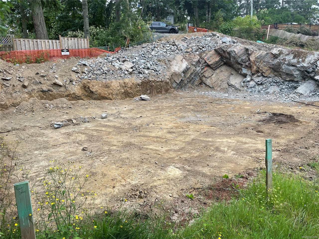 14 Highbank Rd - Photo 1