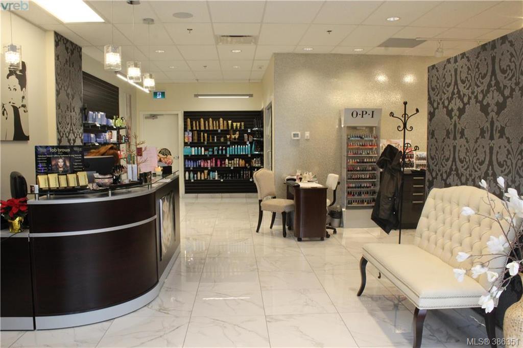 328 Wale Rd - Photo 1
