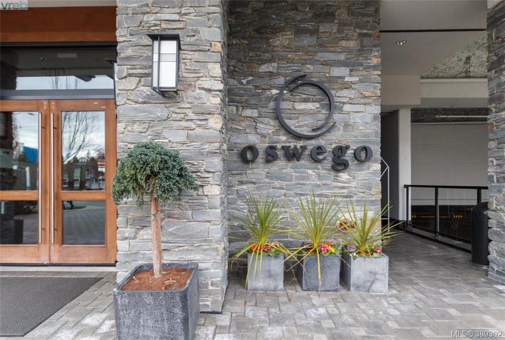 500 Oswego St - Photo 1