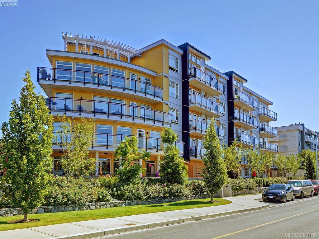 935 Cloverdale Ave - Photo 1