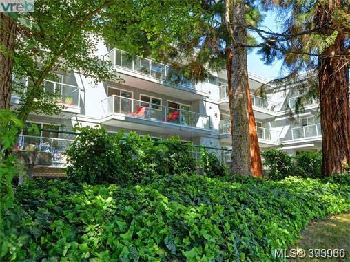 2022 Foul Bay Rd - Photo 1