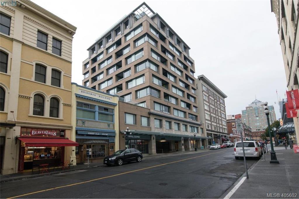 608 Broughton St - Photo 1
