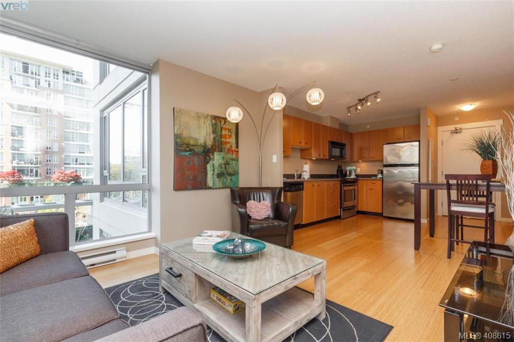 751 Fairfield Rd - Photo 1