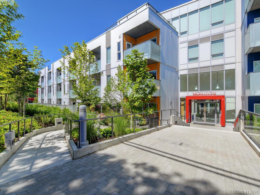 767 Tyee Rd - Photo 1