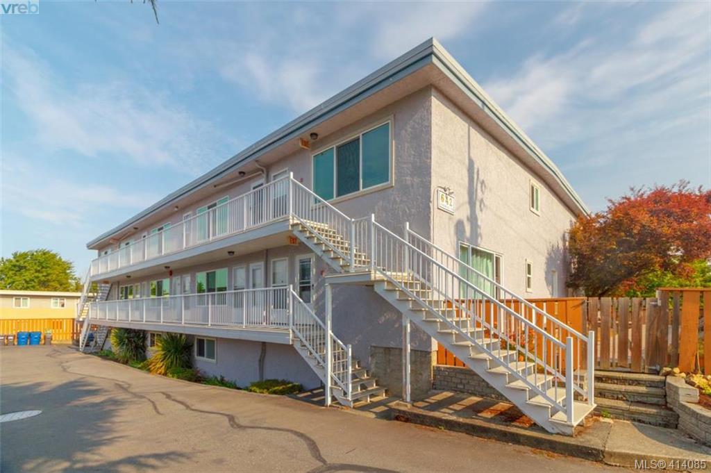 642 Admirals Rd - Photo 1
