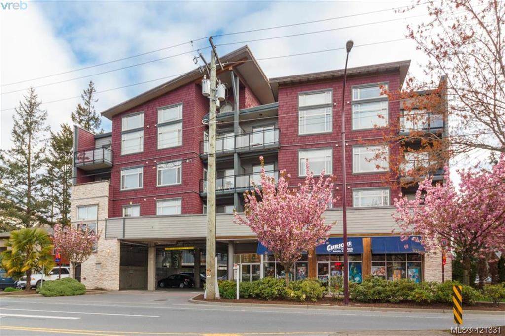 844 Goldstream Ave - Photo 1