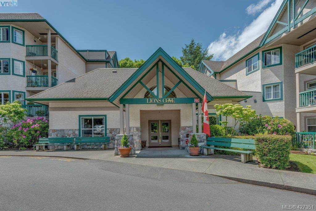 290 Island Hwy - Photo 1