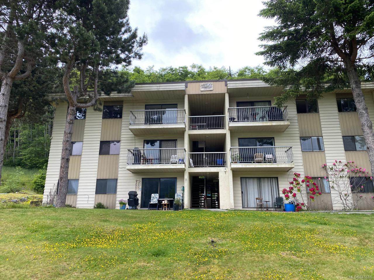 791 Marine Dr - Photo 1