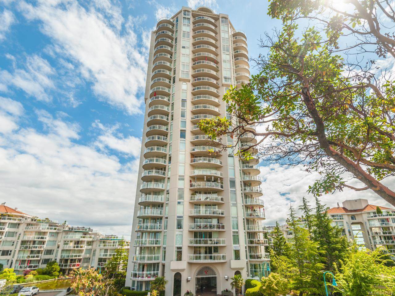 154 Promenade Dr - Photo 1