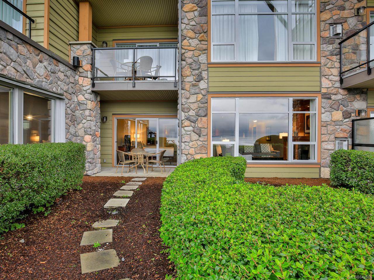 181 Beachside Dr - Photo 1
