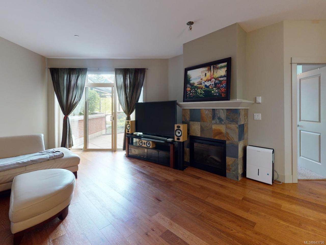 6310 Mcrobb Ave - Photo 1