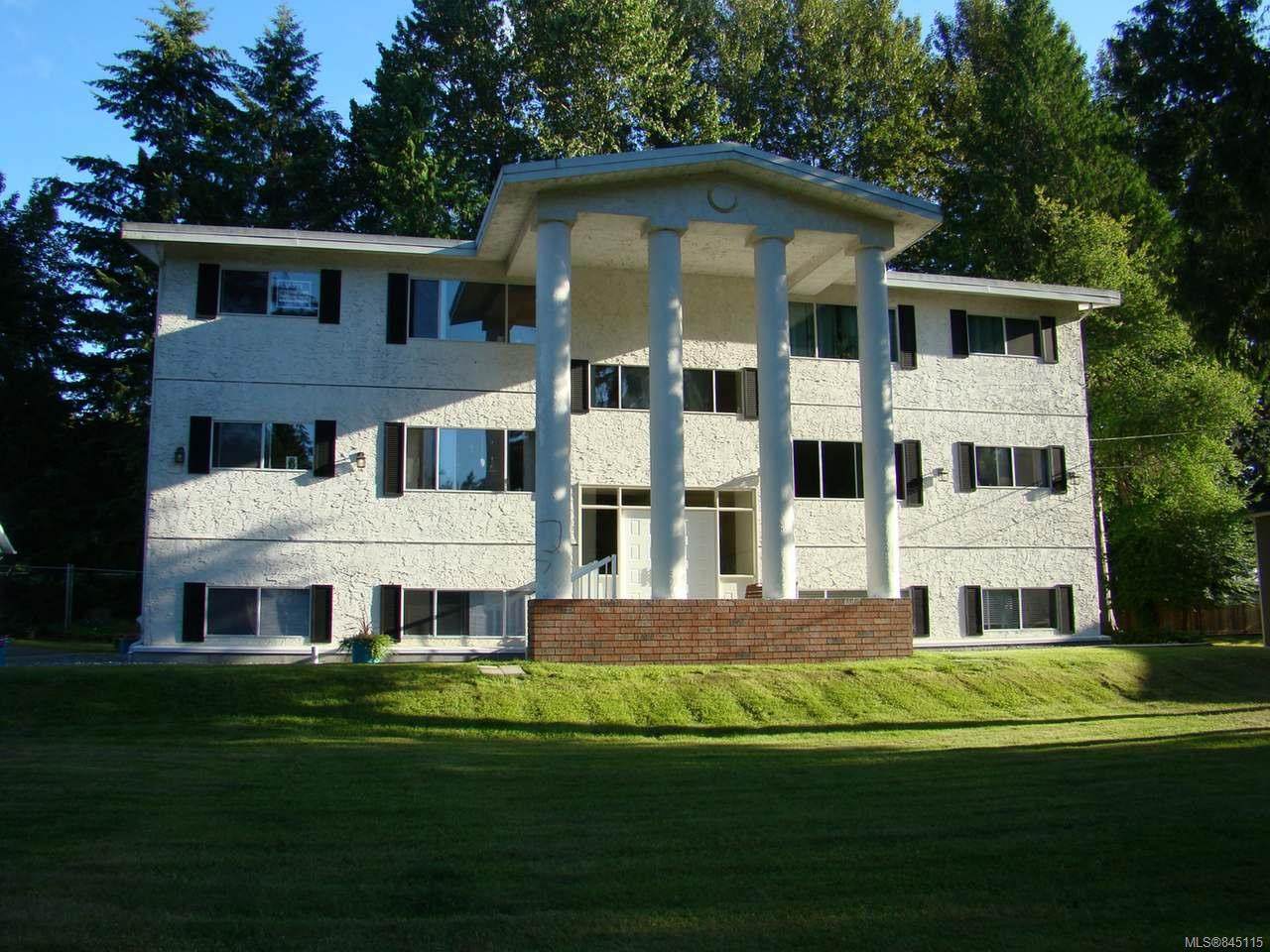 322 Village Way - Photo 1