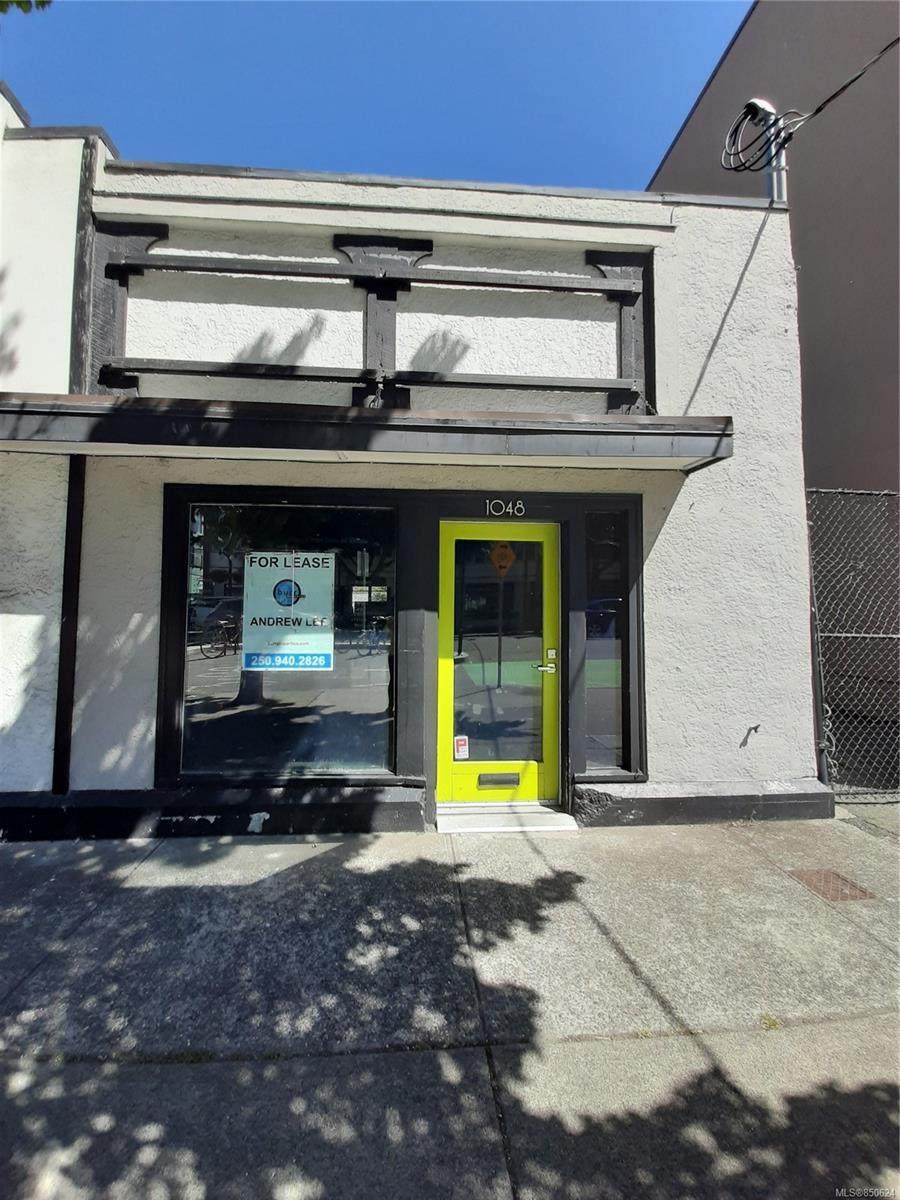 1048 Fort St - Photo 1