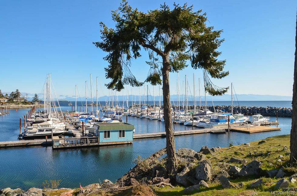3555 Outrigger Rd - Photo 1