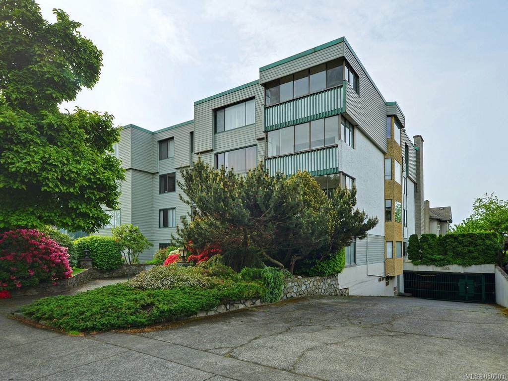 1025 Fairfield Rd - Photo 1