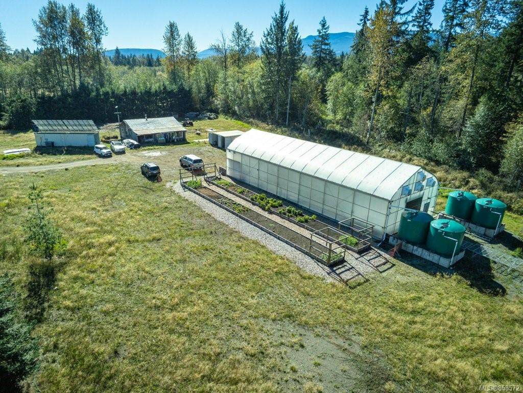 3724 Macaulay Rd - Photo 1