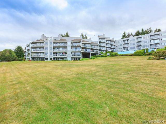 2562 Departure Bay Rd - Photo 1