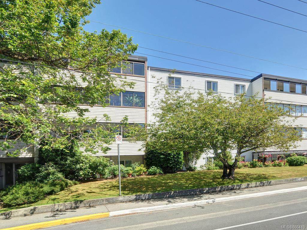 1124 Esquimalt Rd - Photo 1