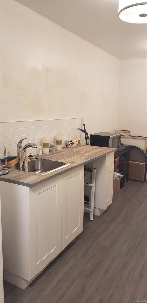 7450 Rupert St - Photo 1