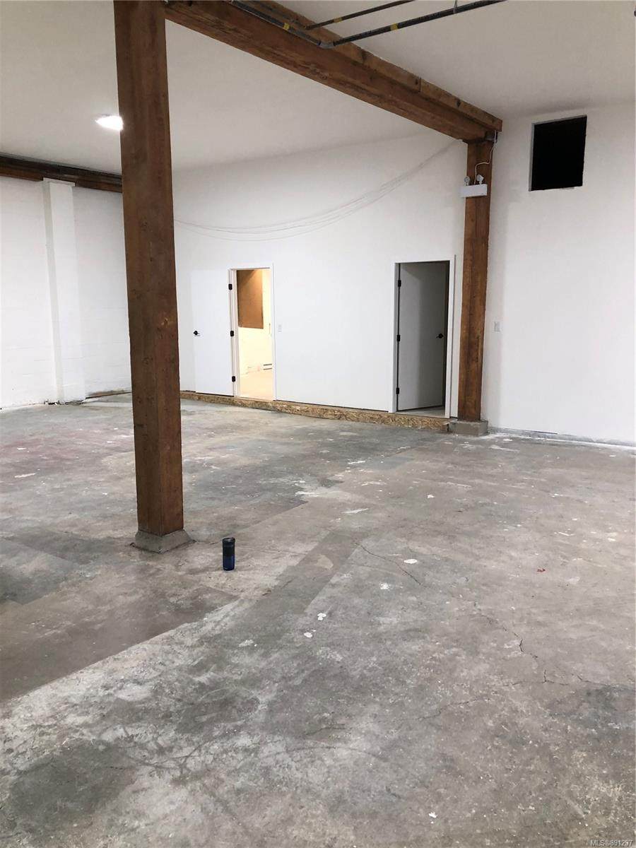 221 Terminal Ave - Photo 1
