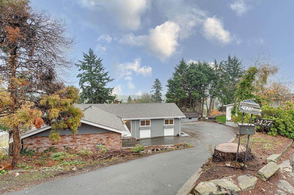 2429 Barbara Pl - Photo 1