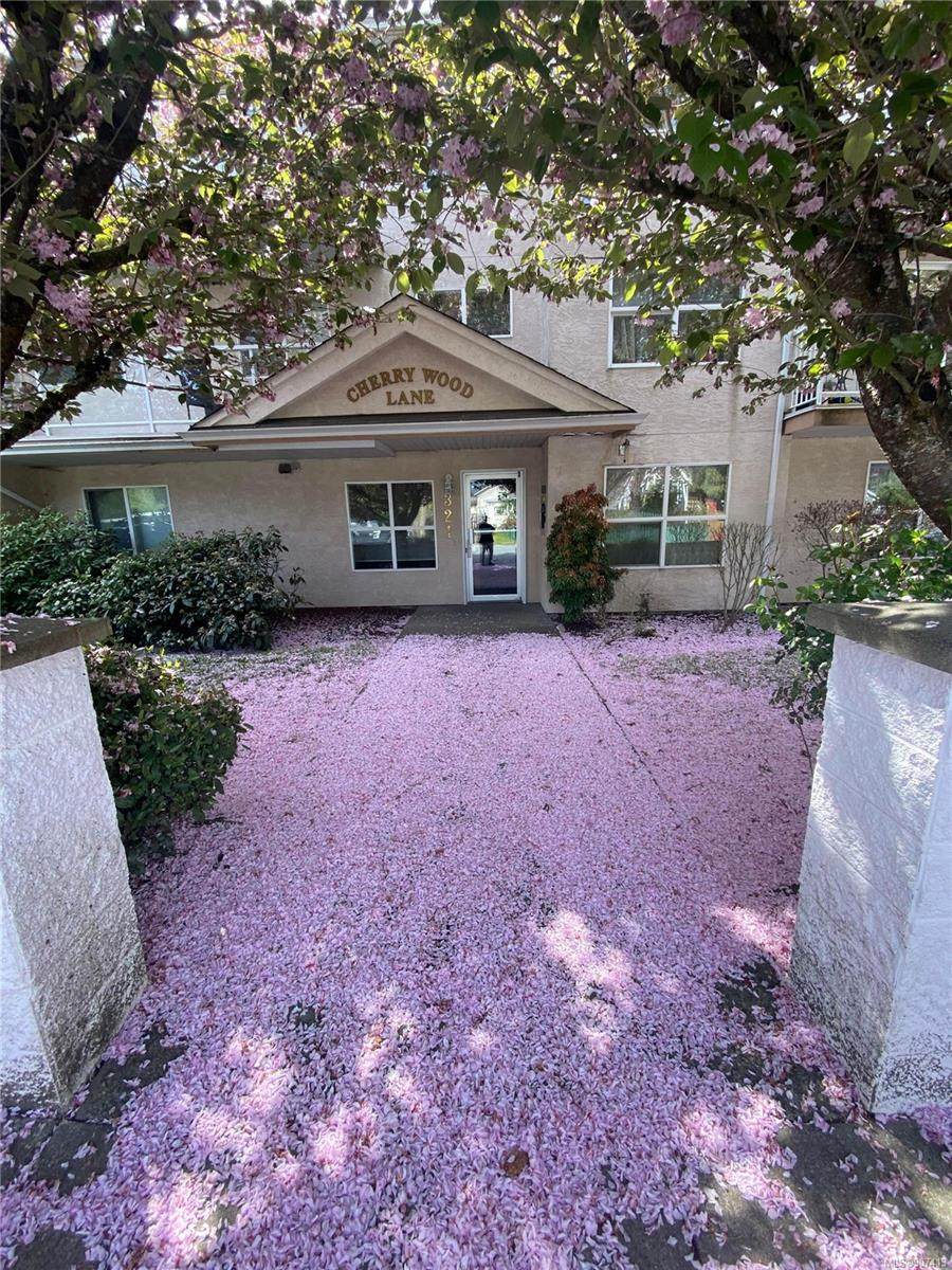 321 Mckinstry Rd - Photo 1