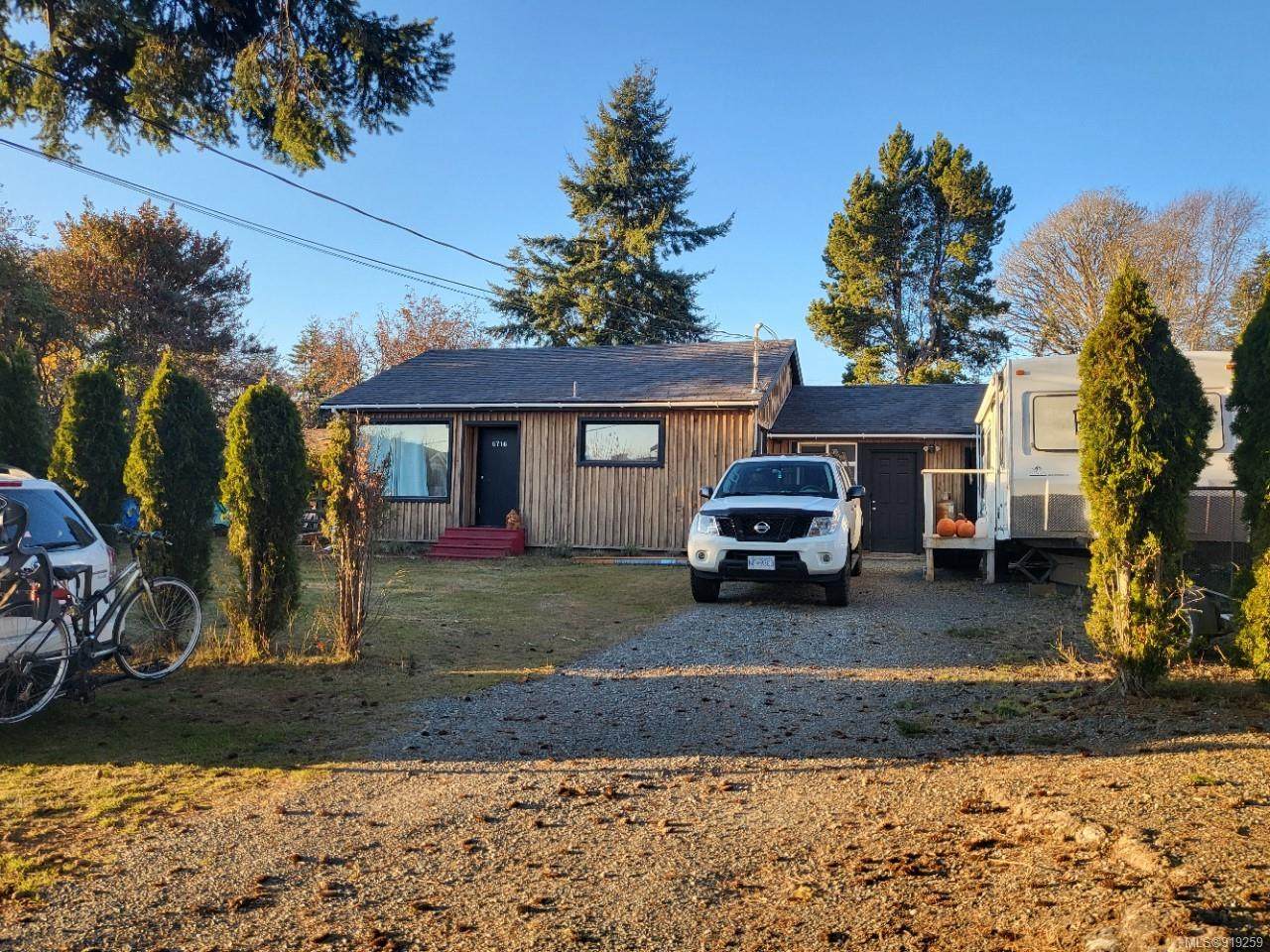 6716 Ayre Rd - Photo 1