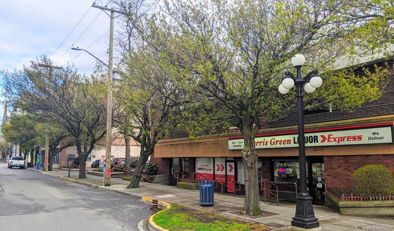 922 View St - Photo 1