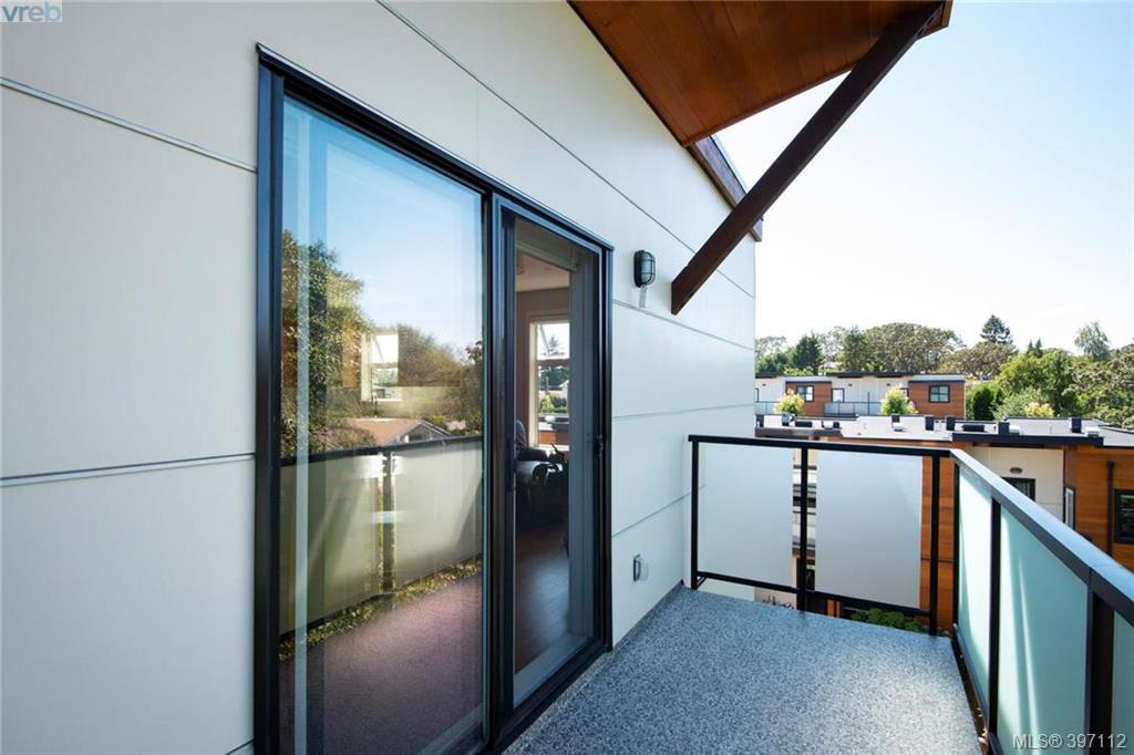 4000 Shelbourne St - Photo 1