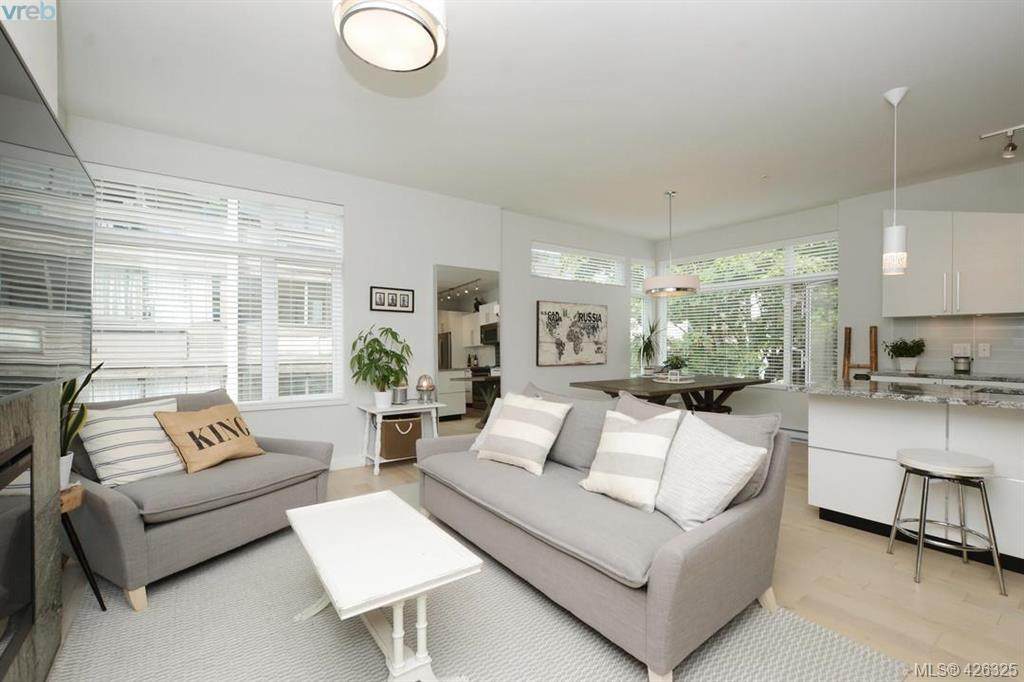 1540 Belcher Ave - Photo 1