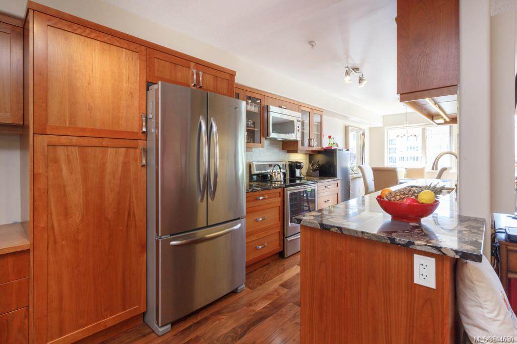 27 Songhees Rd - Photo 1