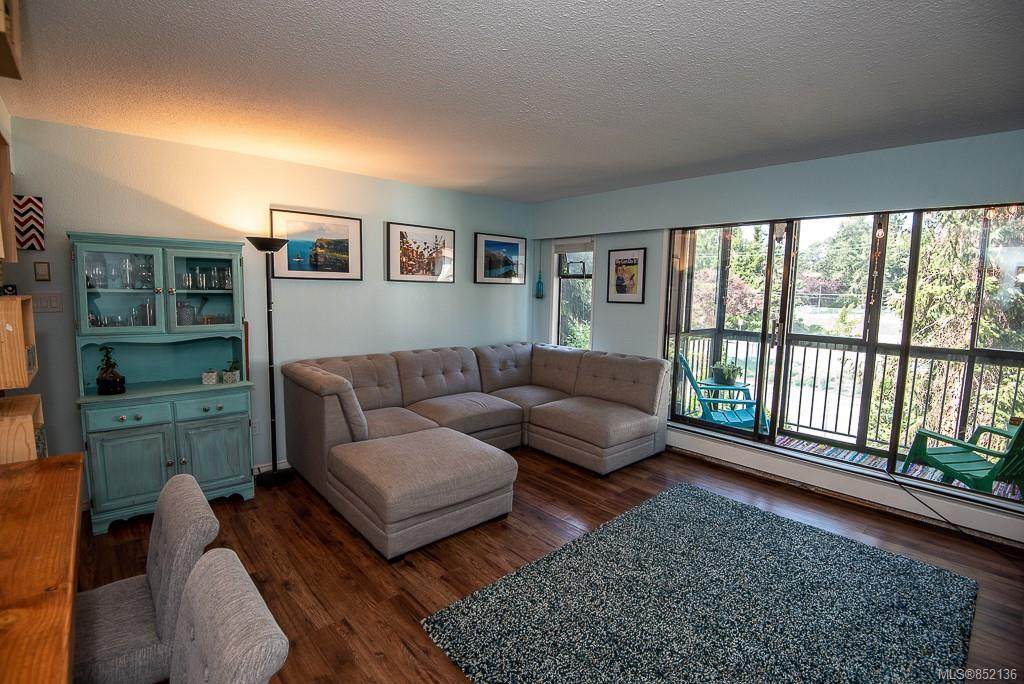 1005 Mckenzie Ave - Photo 1