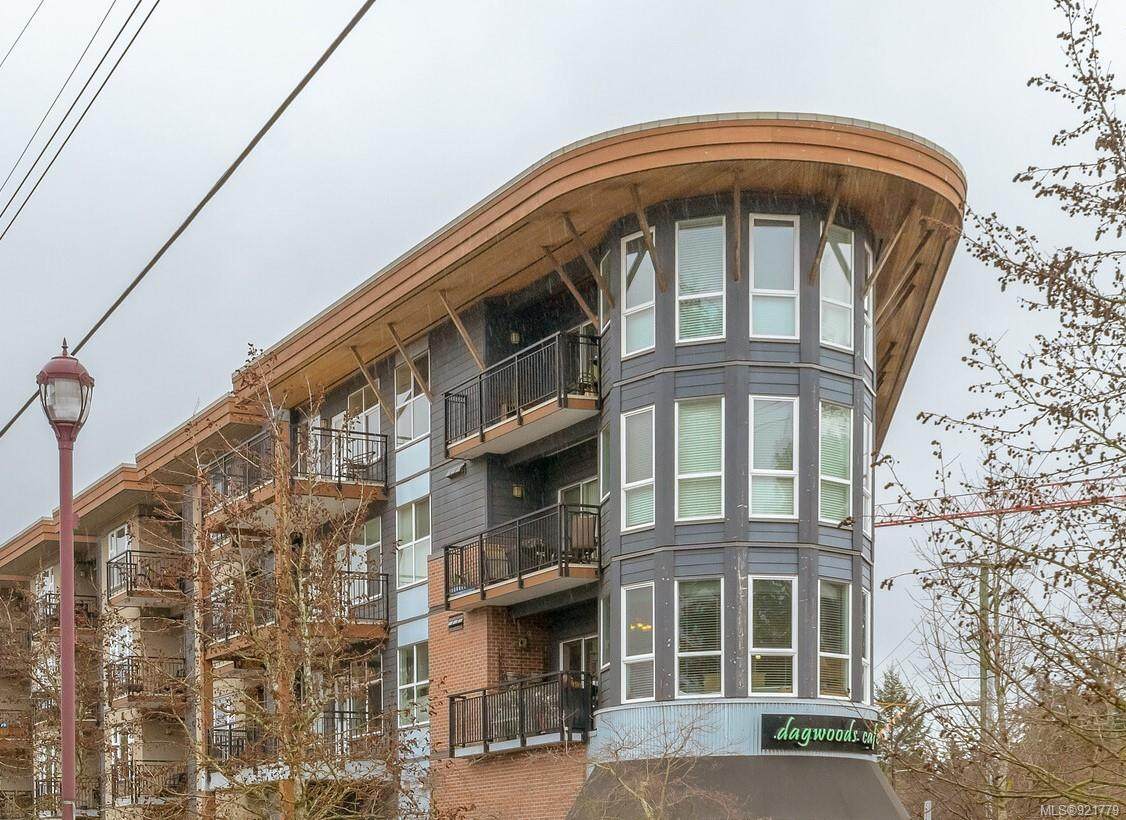 662 Goldstream Ave - Photo 1