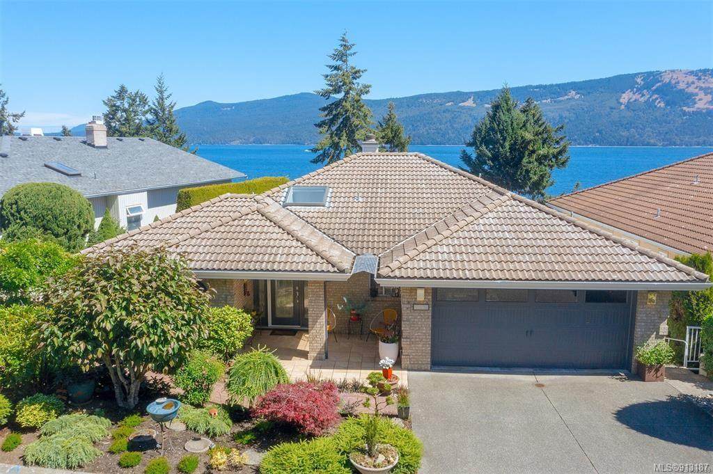 205 Marine Dr - Photo 1