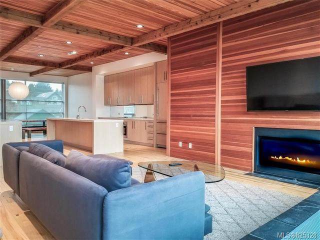 368 Main St - Photo 1