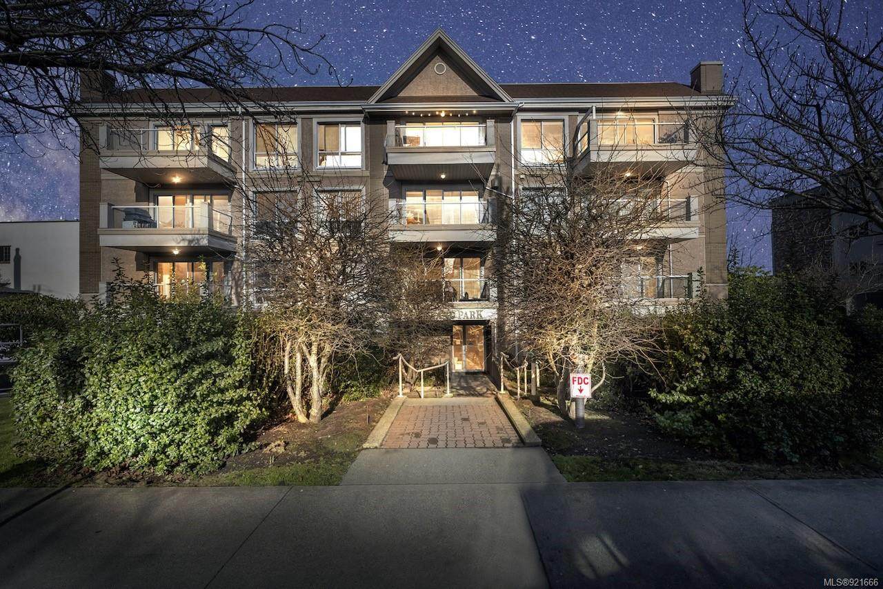 1014 Rockland Ave - Photo 1