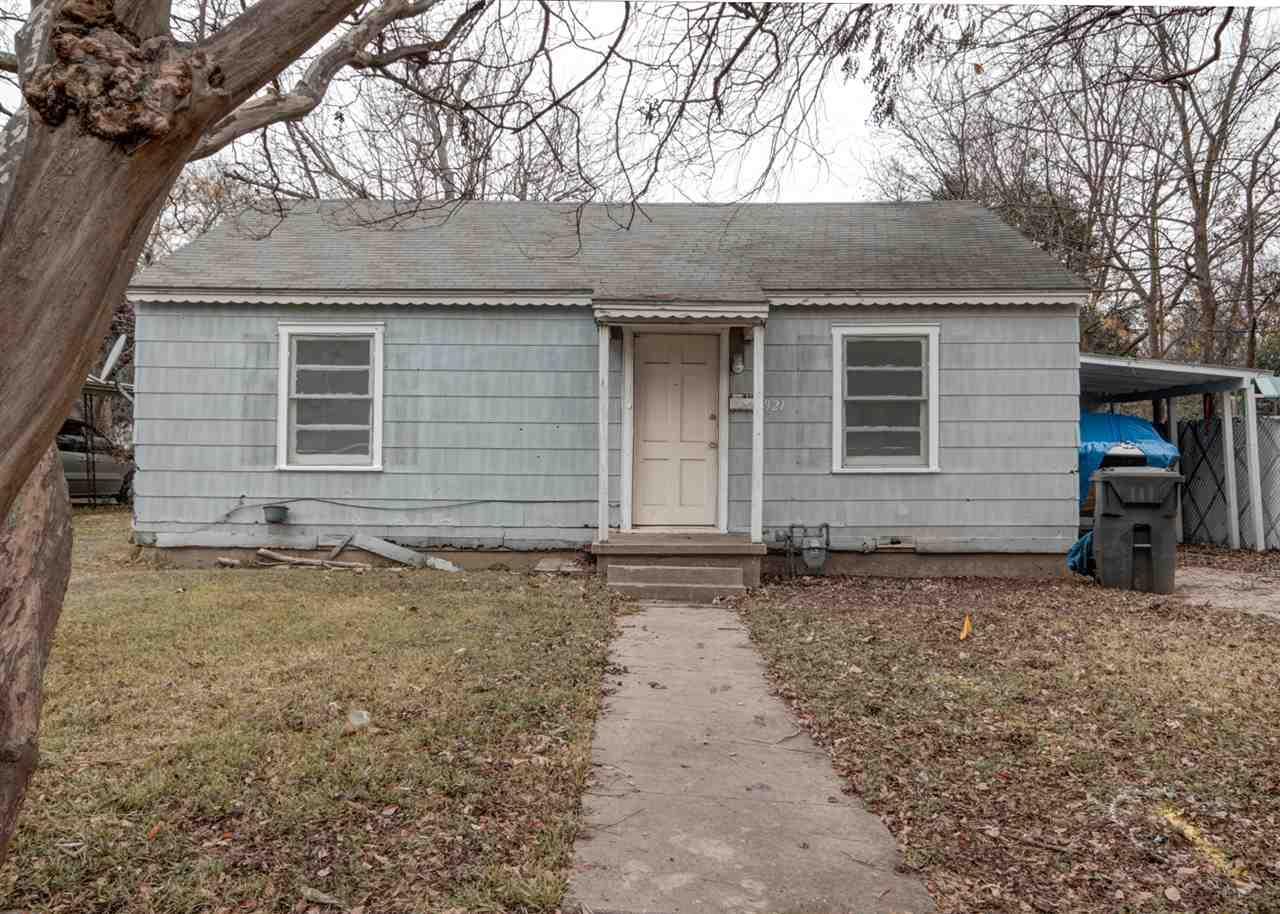 3921 Windsor Ave - Photo 1