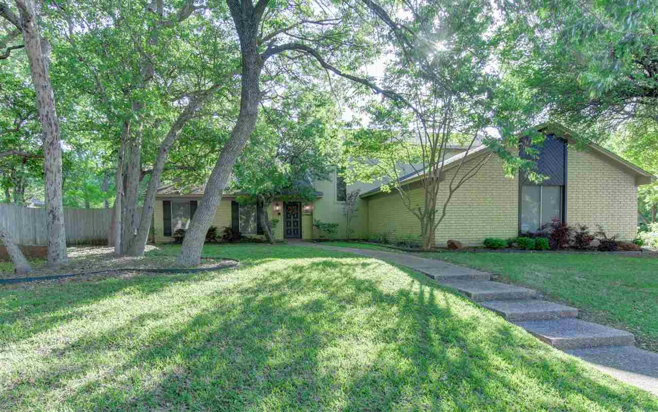 10021 Burgundy Ln - Photo 1