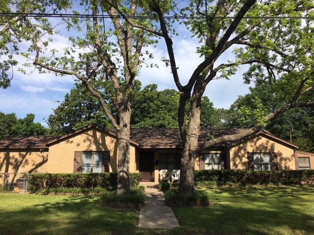 1700 Harding Avenue - Photo 1
