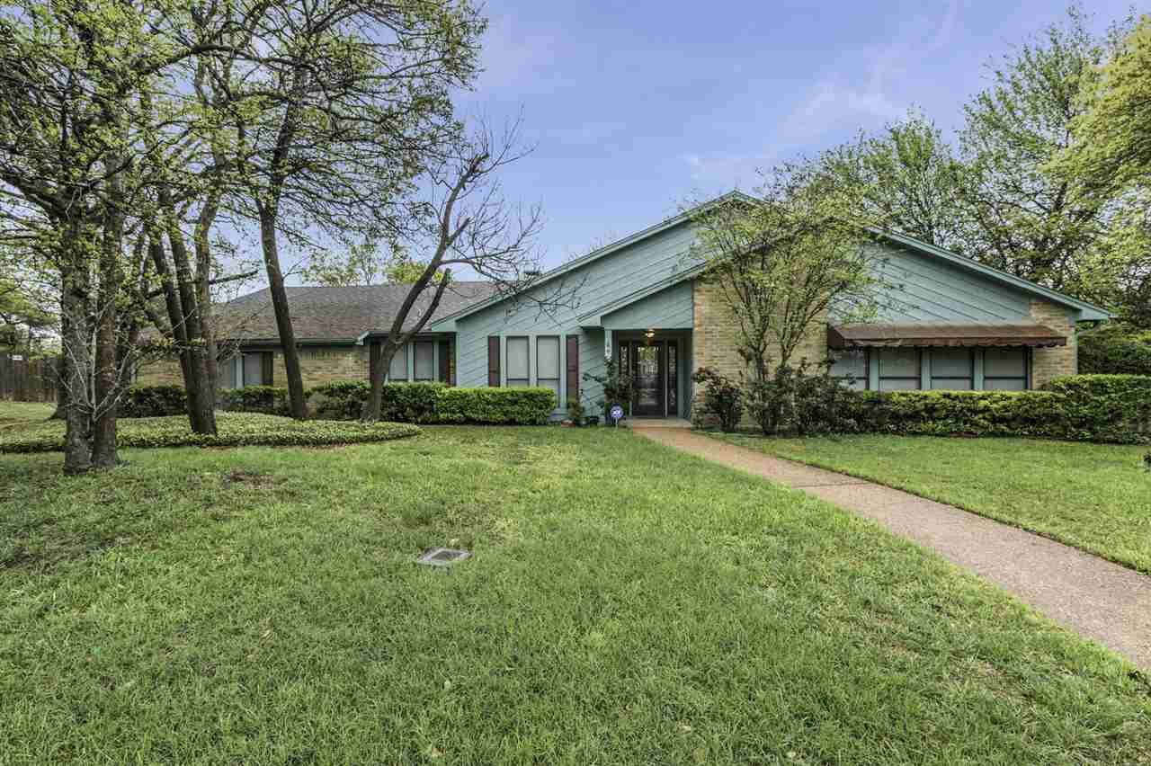 311 Glenview Cir - Photo 1