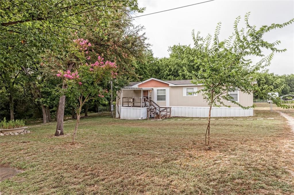 113 Presley Drive - Photo 1
