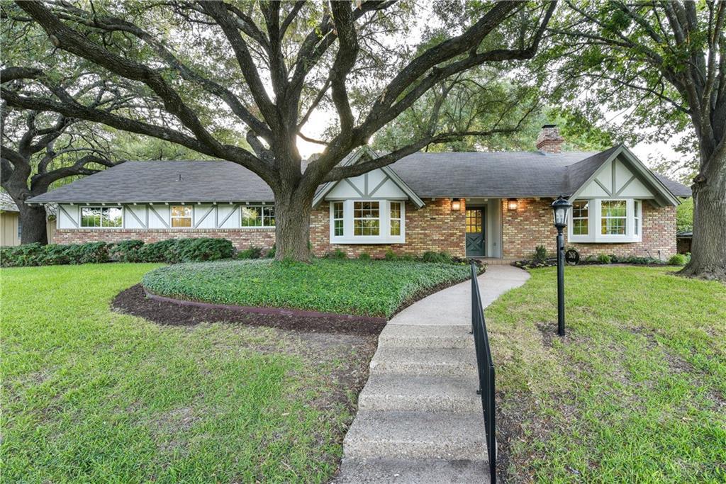 2606 Woodmont Circle - Photo 1